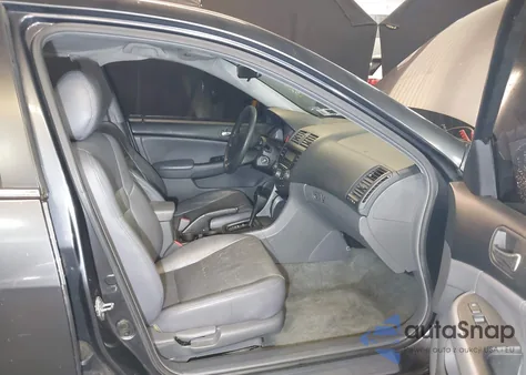 2004 Honda Accord 2.4 Lx z USA, uszkodzony, nr VIN 1HGCM56374A047141